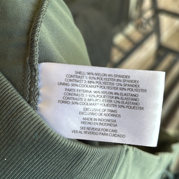 Eddie Bauer Women's  Olive Green Skort - Picture 9 of 9